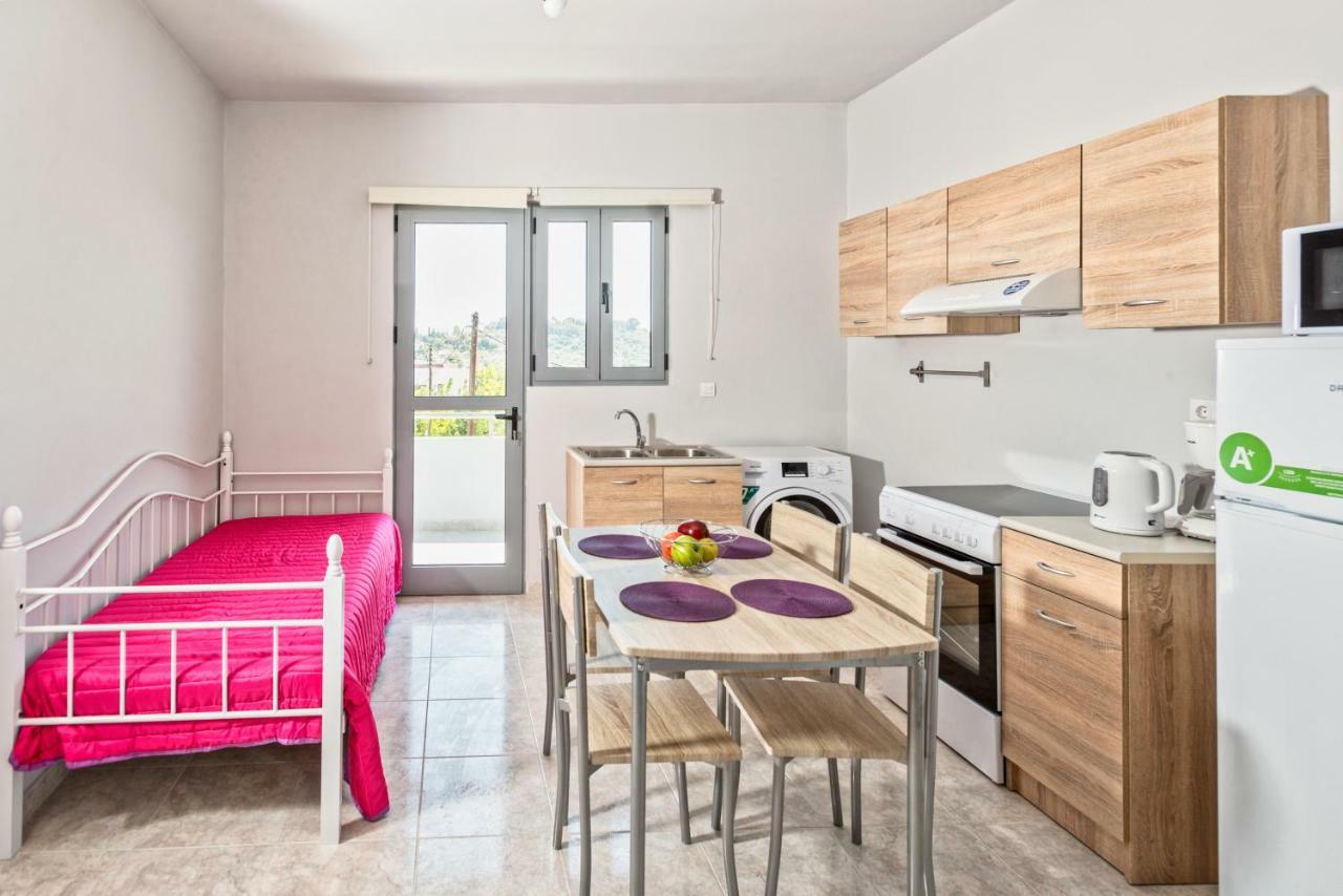 Paulsia Apartments Psinthos Extérieur photo